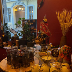 Osteuropäische Küche und Karaoke-Abende: Das Restaurant Aljonuschka nahe der Frauenkirche