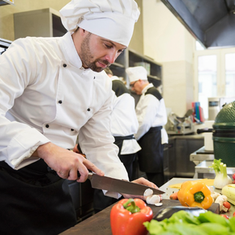 Gastronomie in der Krise: 5,8 Prozent Umsatzrückgang im August 2025