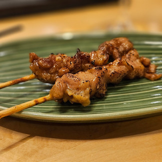 Yakitori (frittierte Hähnchenspieße)