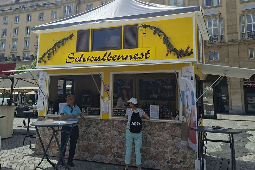 Weinprobe auf dem Altmarkt
