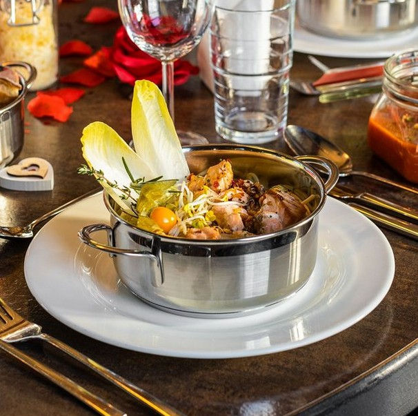Das Achterbahn Restaurant Dresden empfiehlt - Tagliatelle mit gegrilltem Lachsfilet!