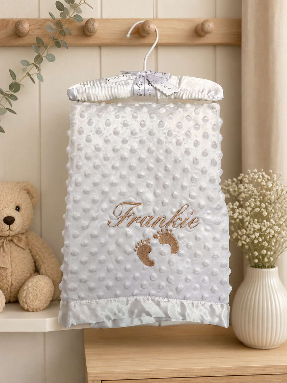 Thumbnail: White Dimple Blanket and FREE BIB! 