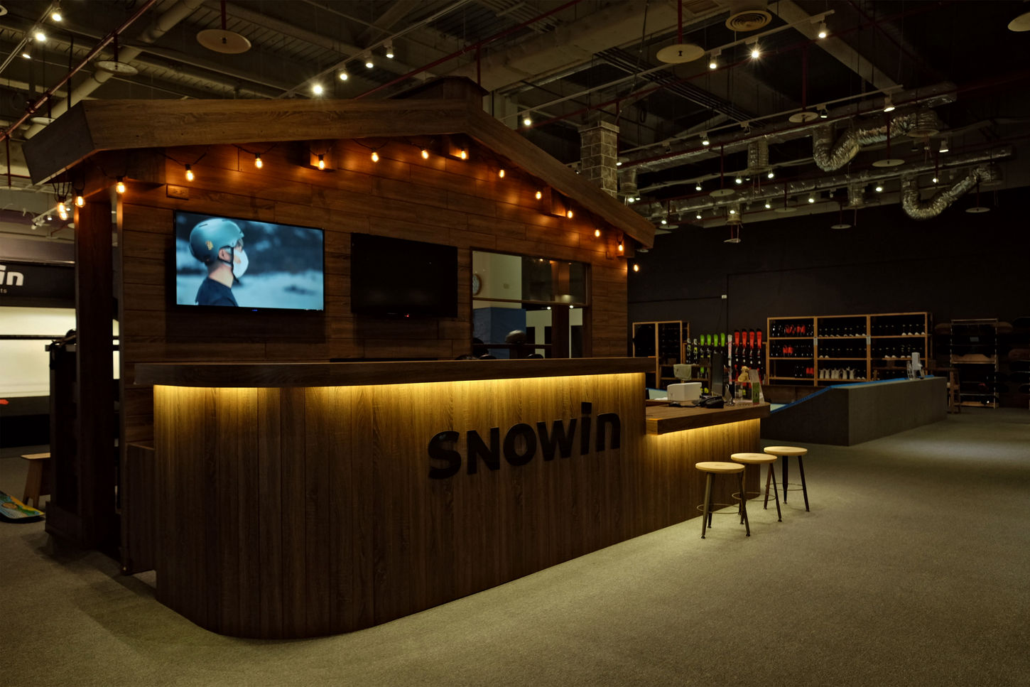 滑雪教室木作裝潢