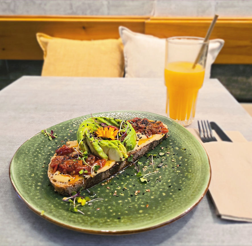 Civeta Coffee, Gijón. Tostada de aguacate