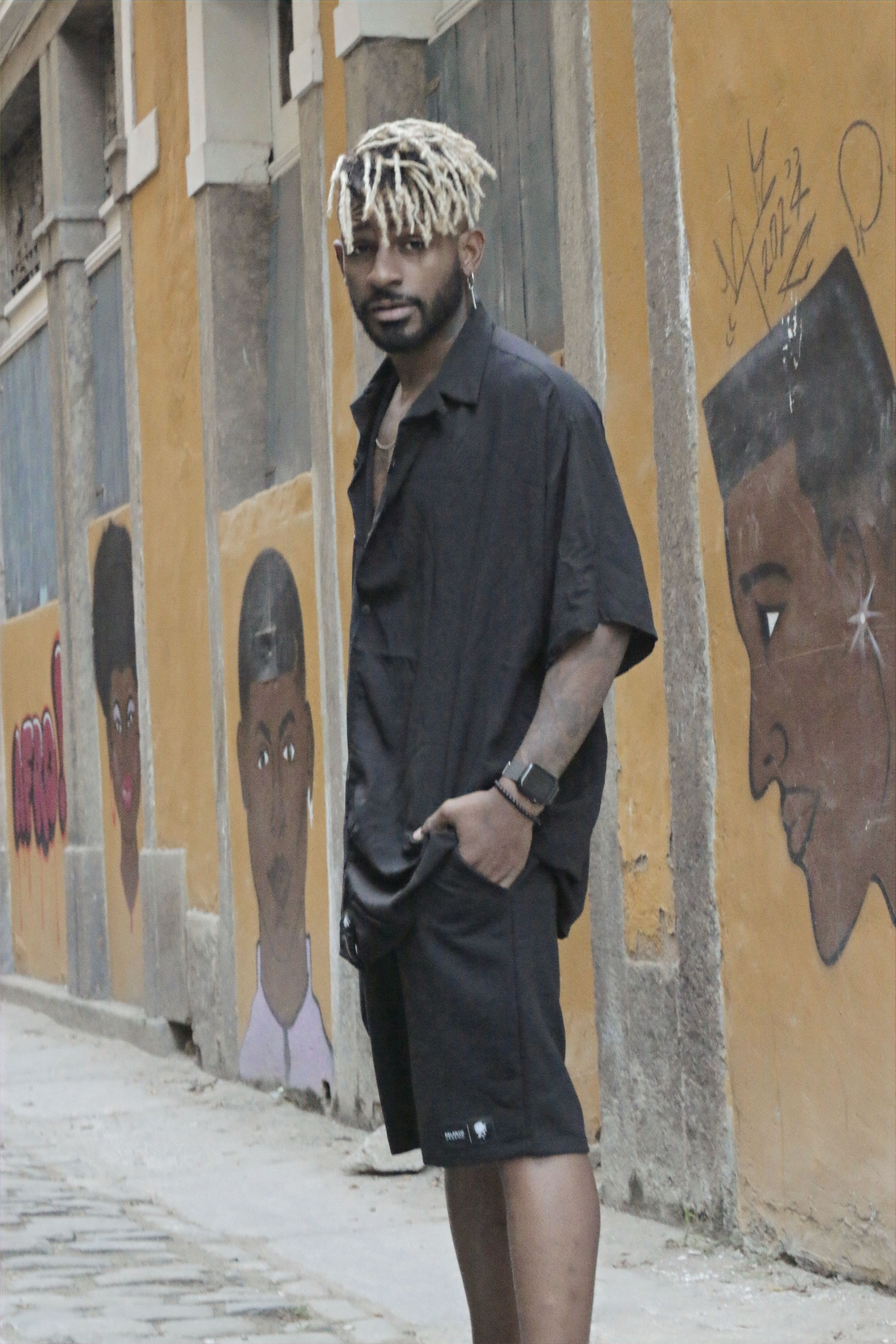 Bermuda Moletom Noir Blacksia