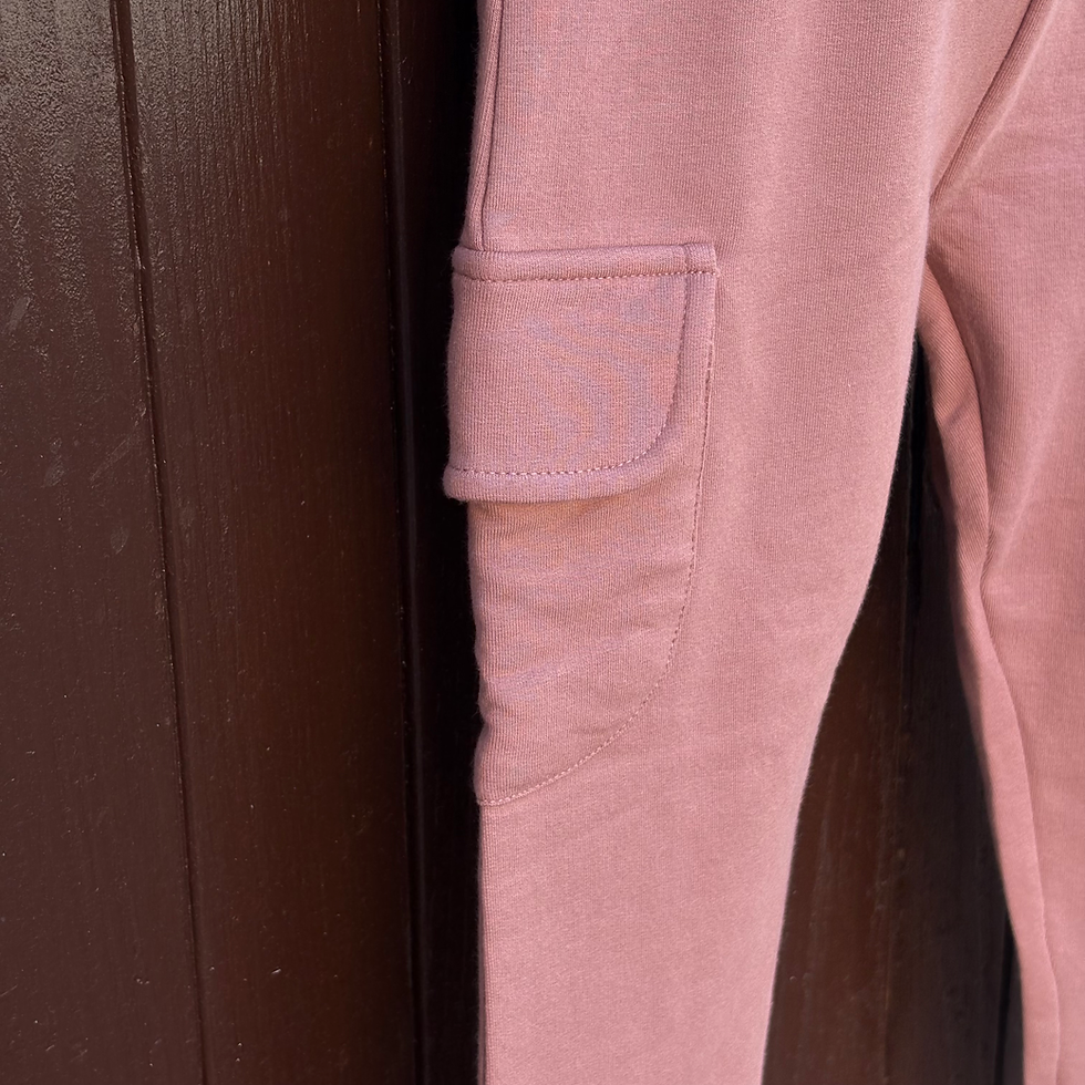 Miniatura: Tuta bambina rosa con felpa e pantalone cargo “Flowers”