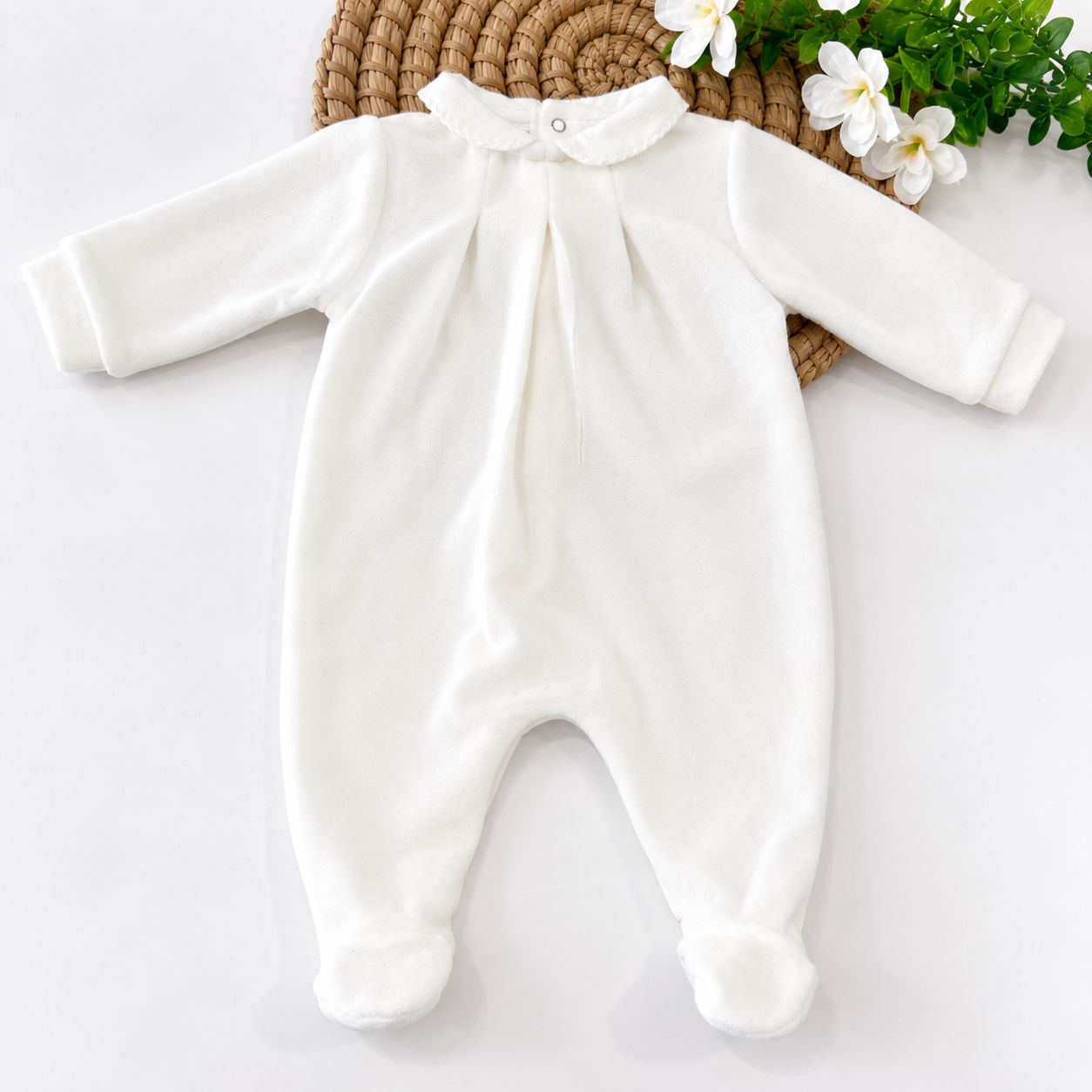 Tutina Neonato Unisex in Ciniglia Bianca con Colletto
