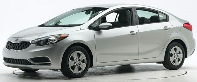 Kia Forte Compacto o similar