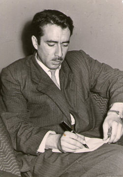 In Literaturnaya Gazetta