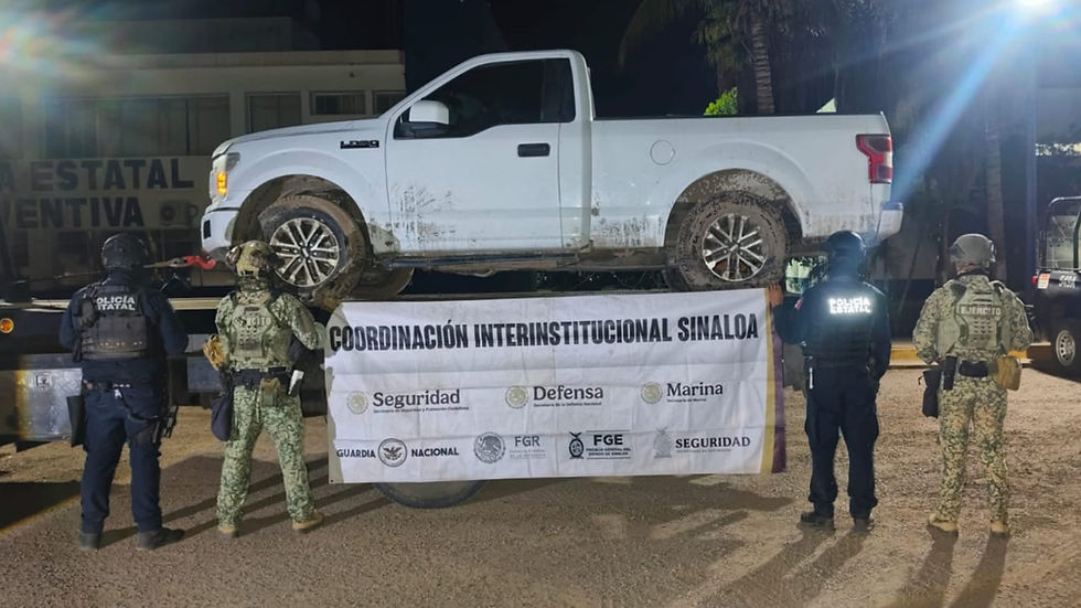 En posesión de armas largas, cargadores, cartuchos y un vehículo robado, un civil fue detenido por el Grupo Interinstitucional en Villa Juárez