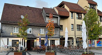 Foto-Markt-außen_Herbst-web.jpg