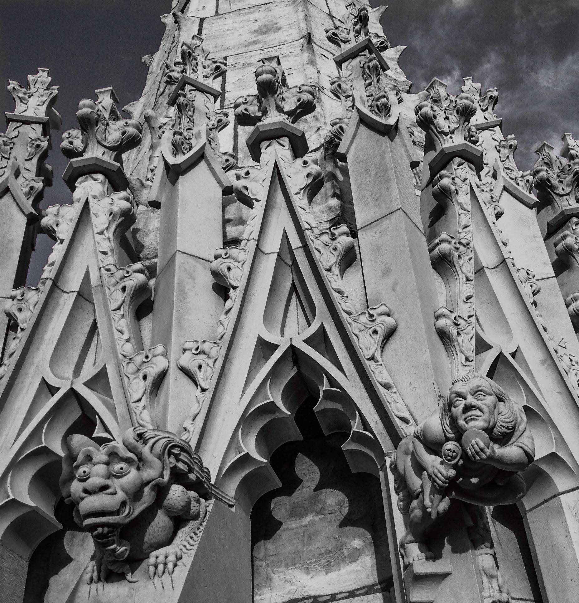 New Corona, York Minster East End