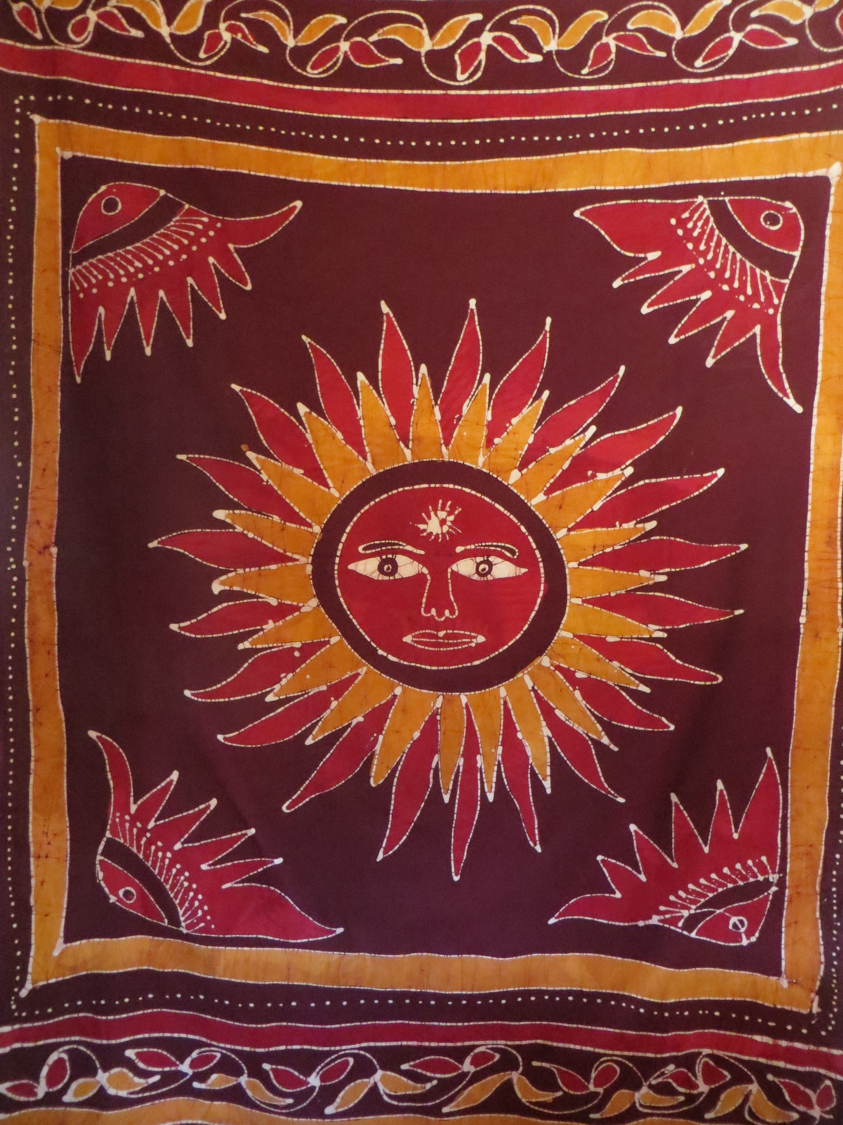 Tenture Batik Soleil Bordeaux