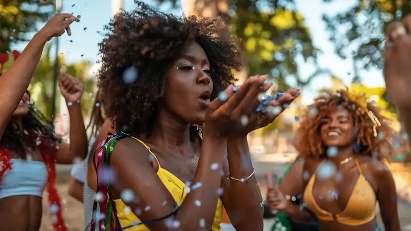 mulheres abertura.webp