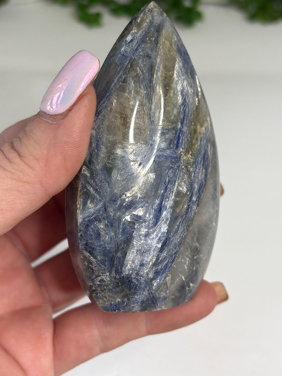Thumbnail: Blue Kyanite in Quartz Teardrop
