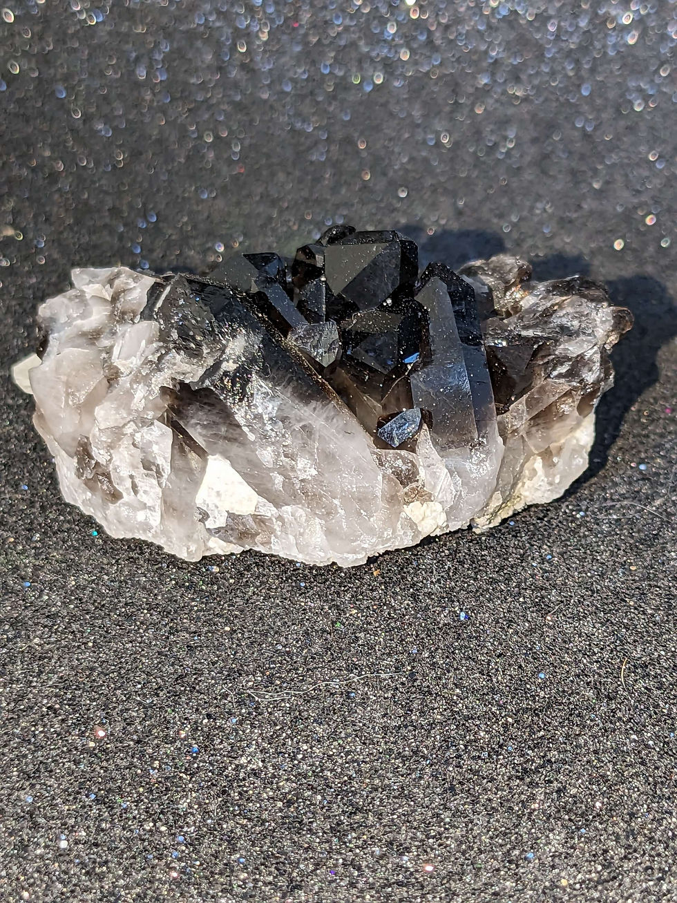 Thumbnail: Black Quartz Cluster