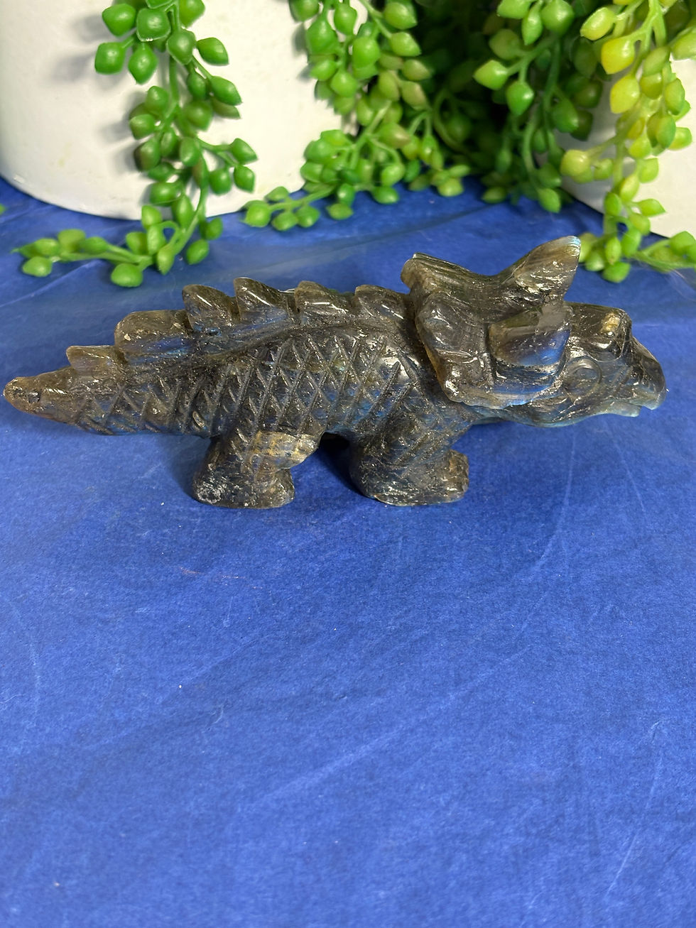 Thumbnail: Labradorite Triceratops