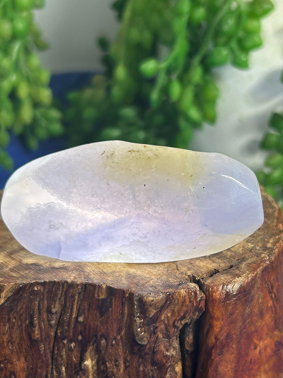 Thumbnail: Blue Lace Agate Palmstone