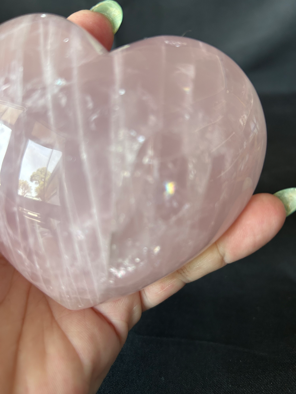 Thumbnail: Rose Quartz Heart