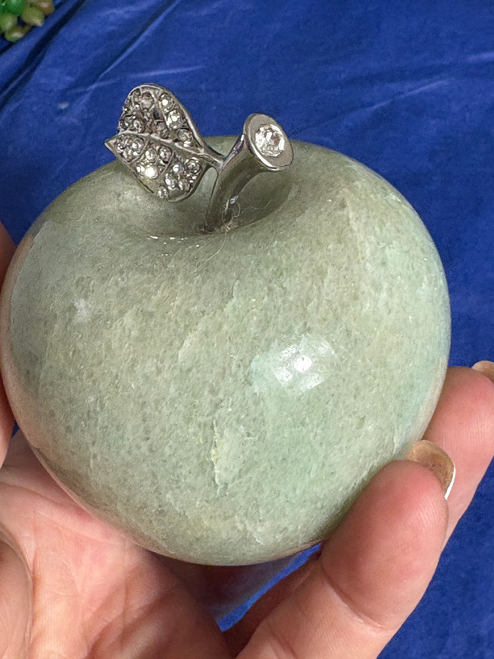 Thumbnail: Green Jade Apple Carving