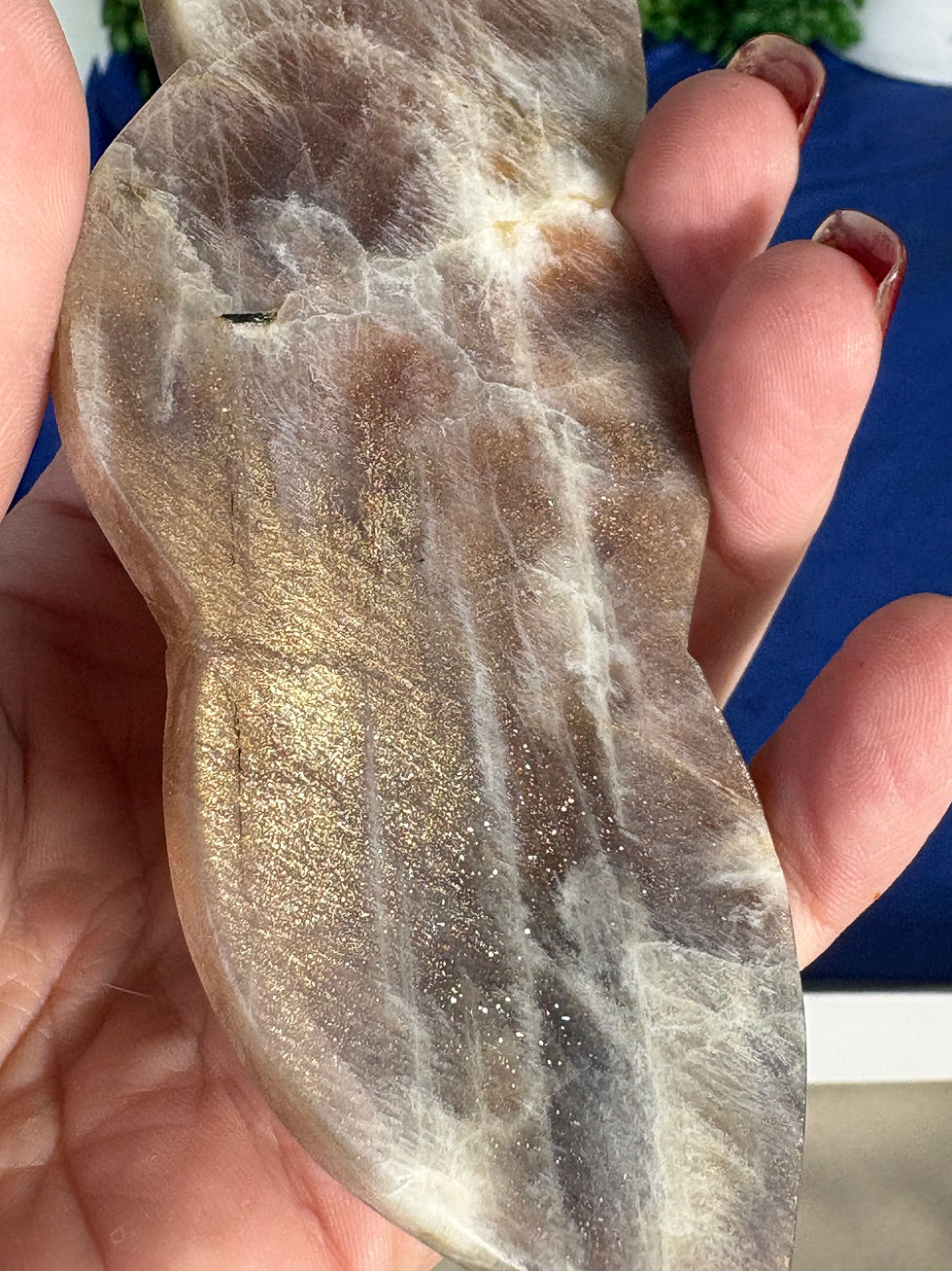 Thumbnail: Moonstone with Sunstone Feather