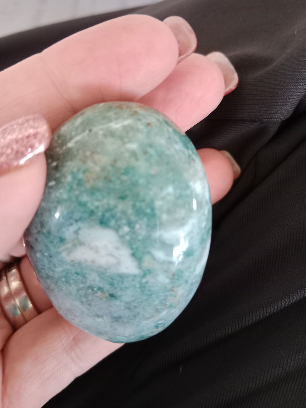 Thumbnail: Ocean Jasper Palm Stone