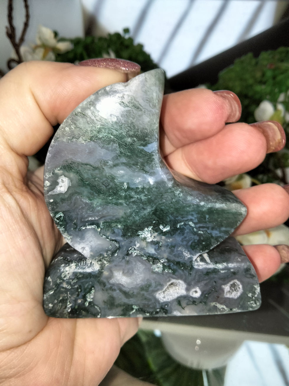 Thumbnail: Moss Agate Moon