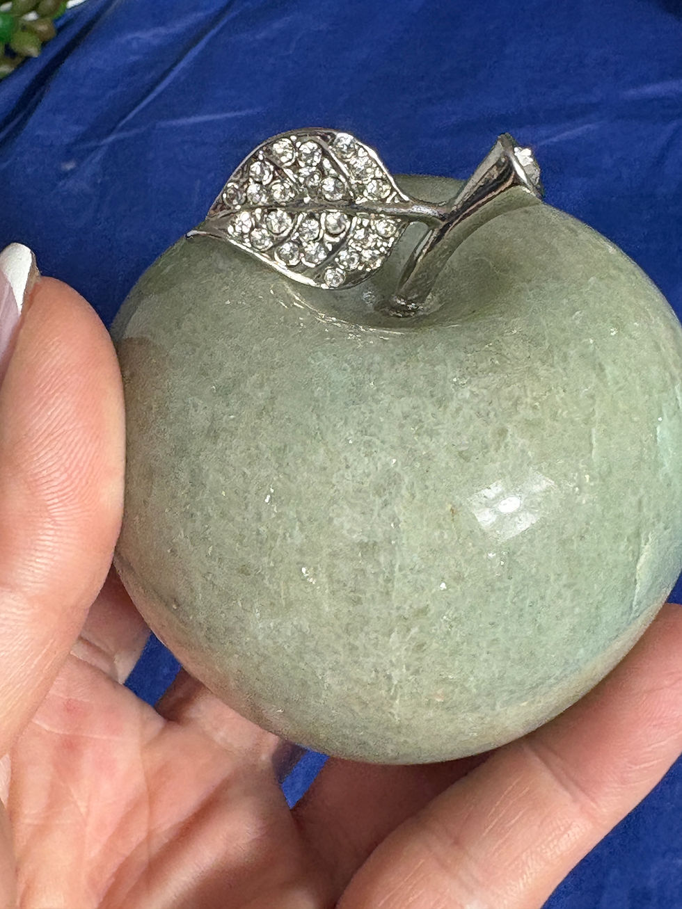 Thumbnail: Green Jade Apple Carving