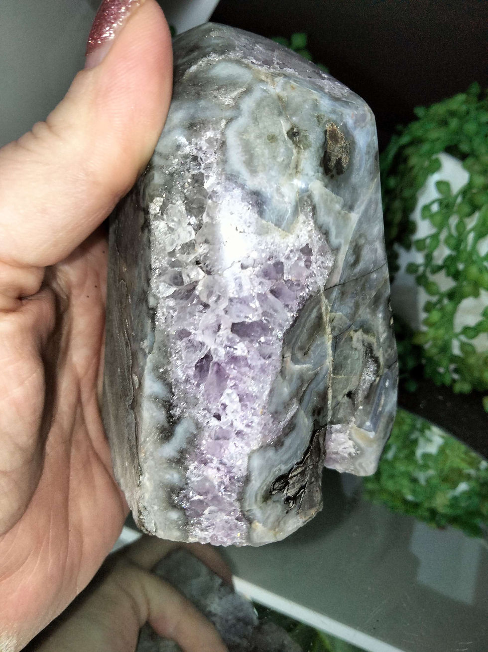 Thumbnail: Amethyst Geode Cave