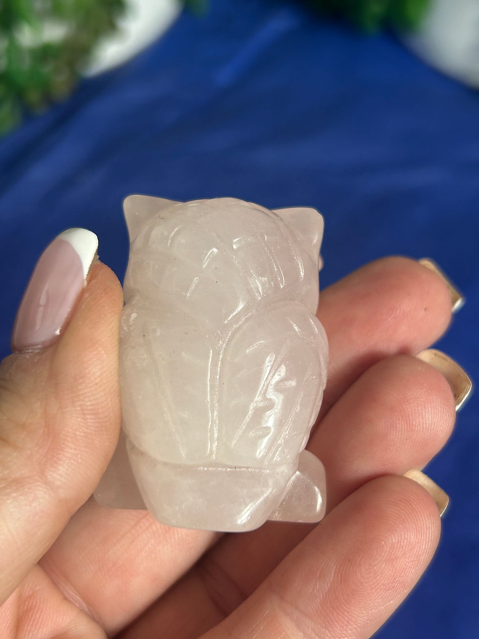 Thumbnail: Rose Quartz Owl