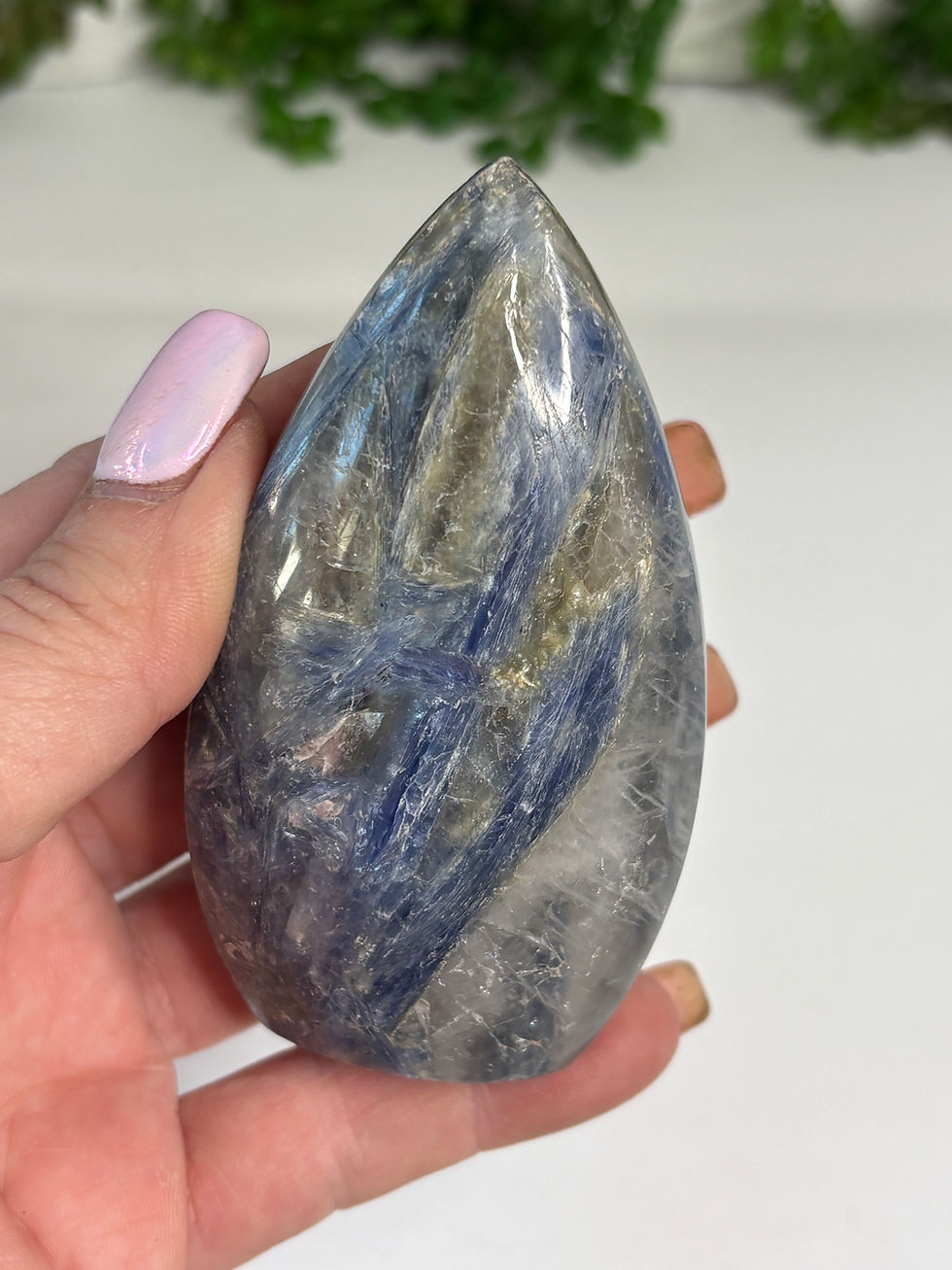 Thumbnail: Blue Kyanite in Quartz Teardrop