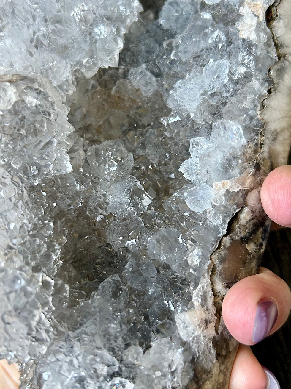Thumbnail: Druzy Quartz on Stand