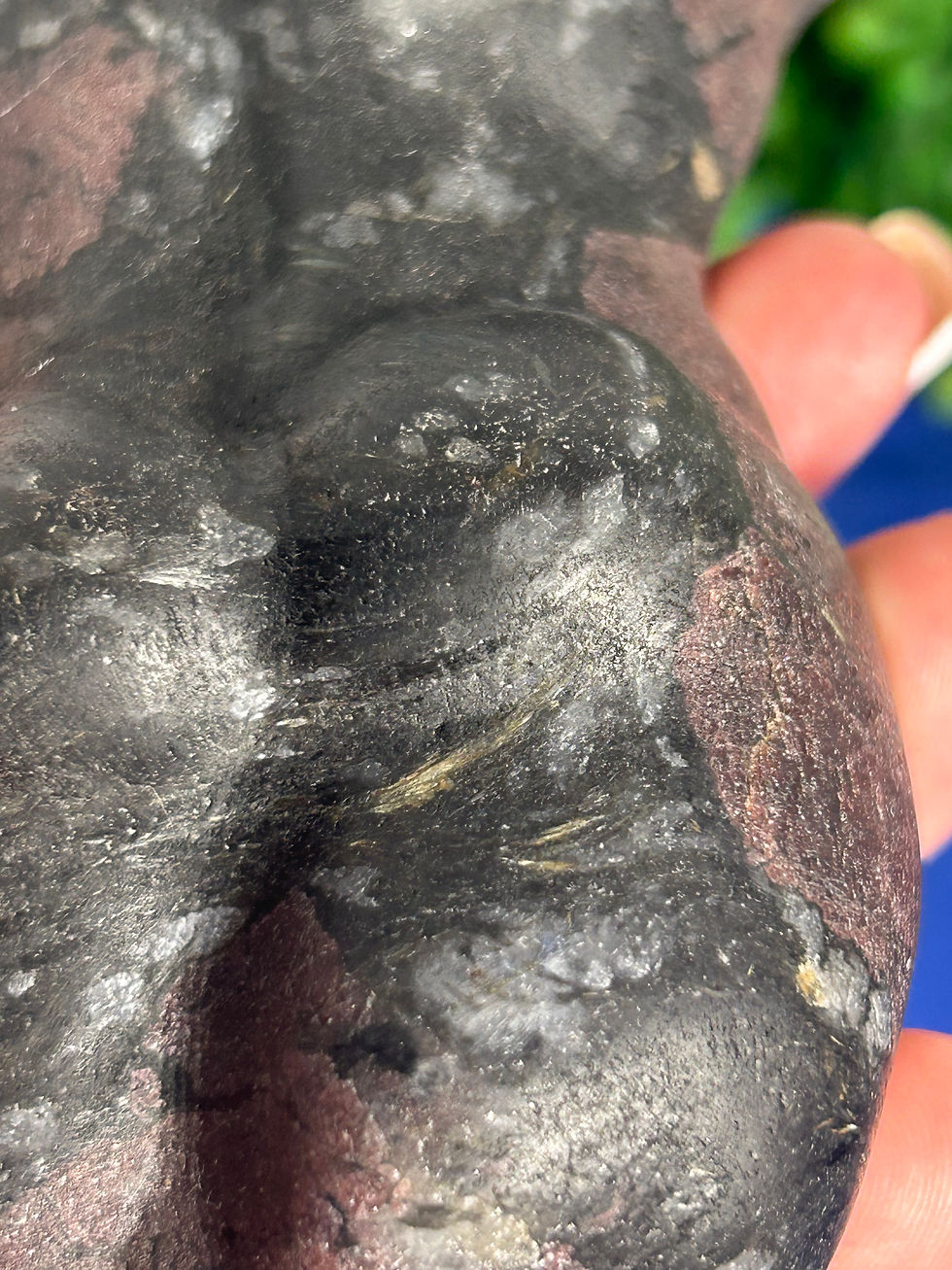 Thumbnail: Garnet Astrophyllite Man Body 