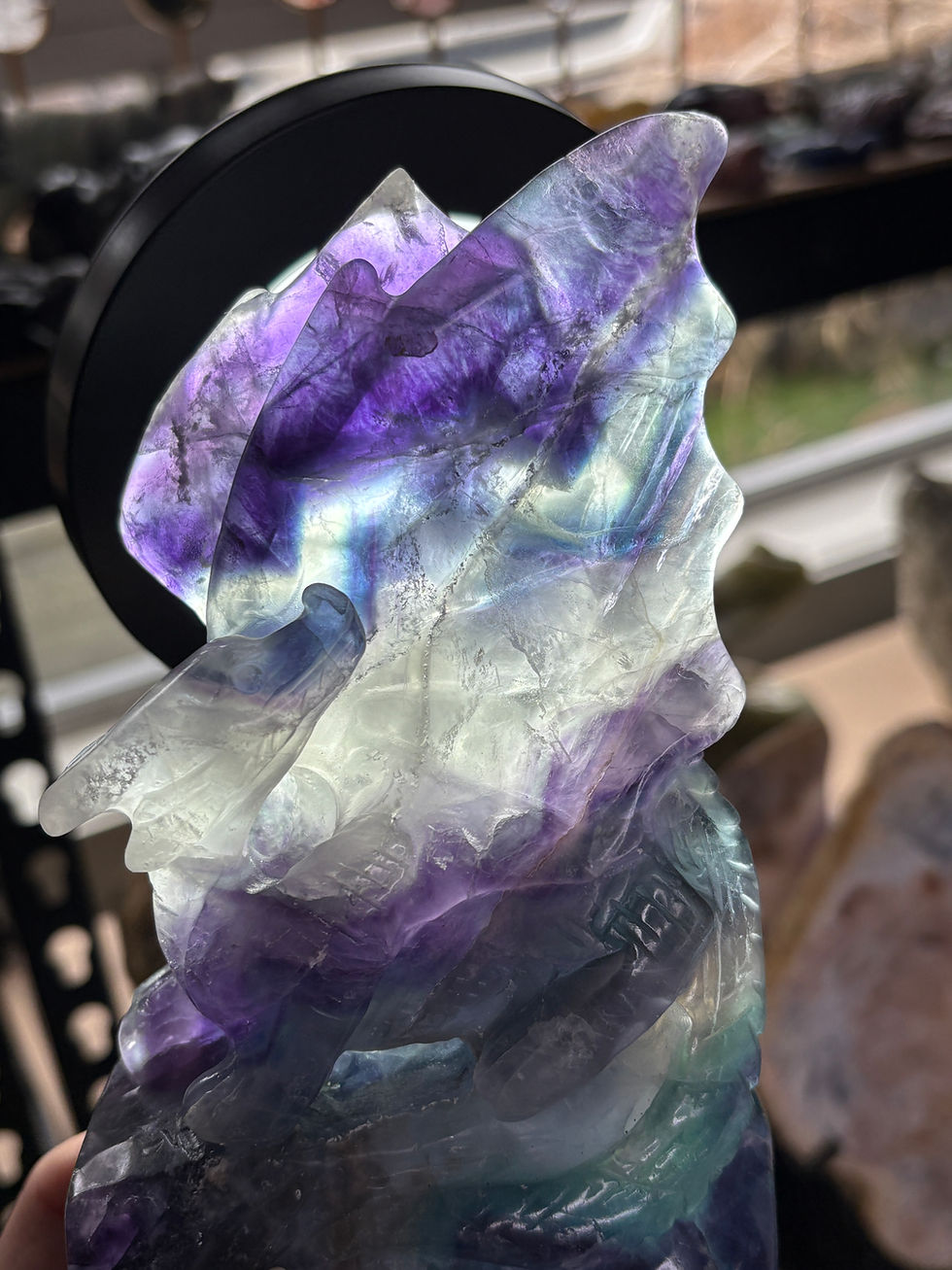 Thumbnail: Fluorite Dragon Carving