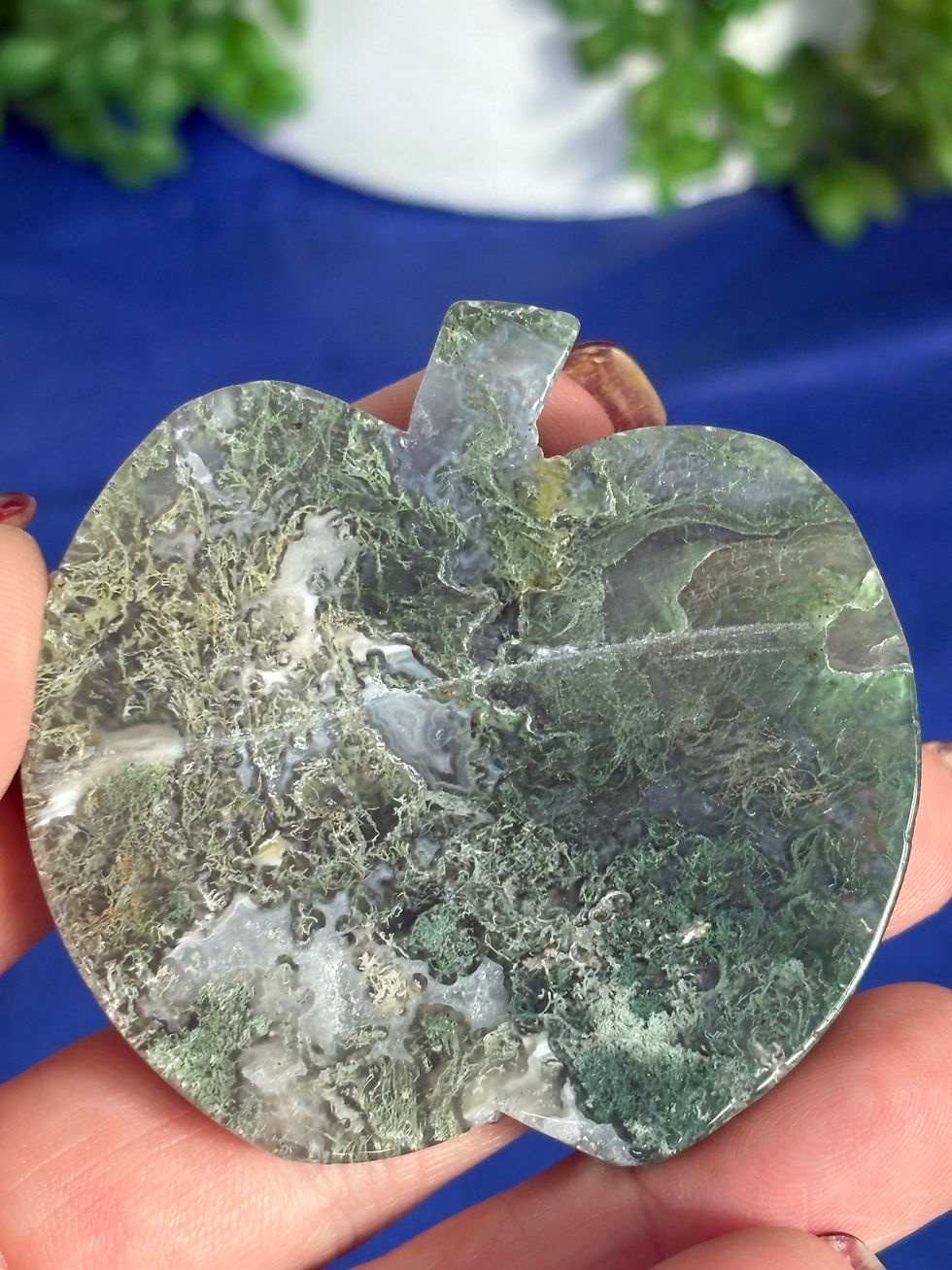 Thumbnail: Moss Agate Apple