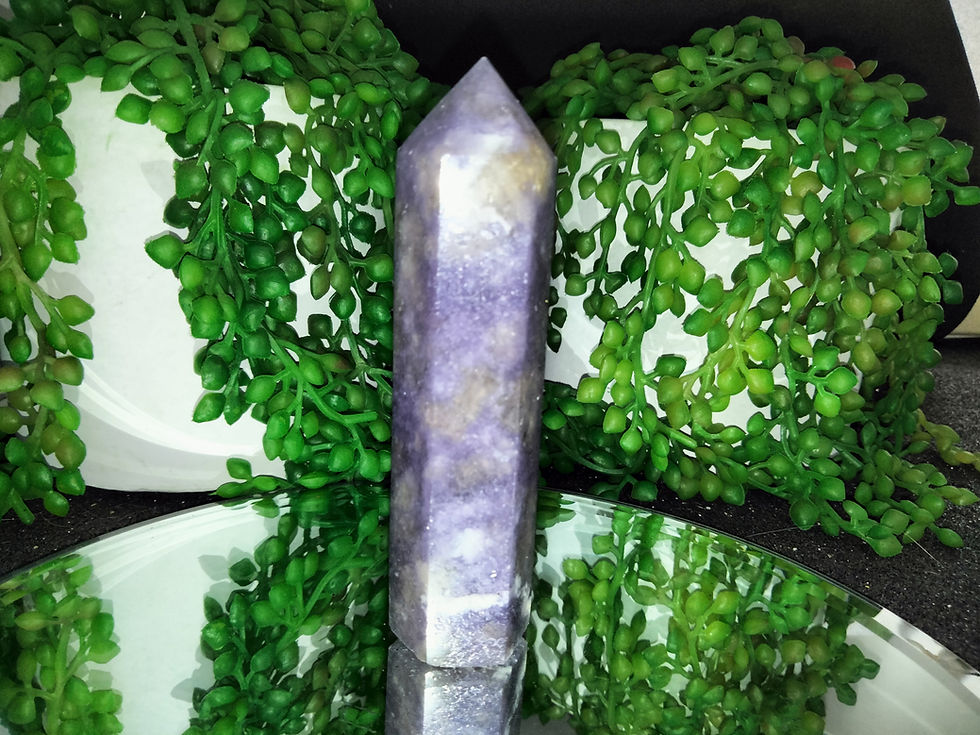 Thumbnail: Unicorn Stone (Pegmatite) Point