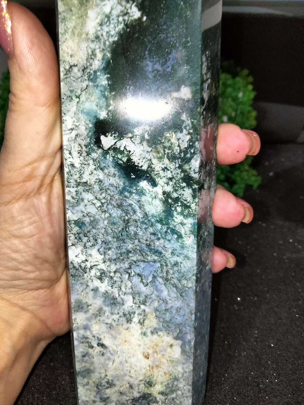 Thumbnail: Moss Agate Tower