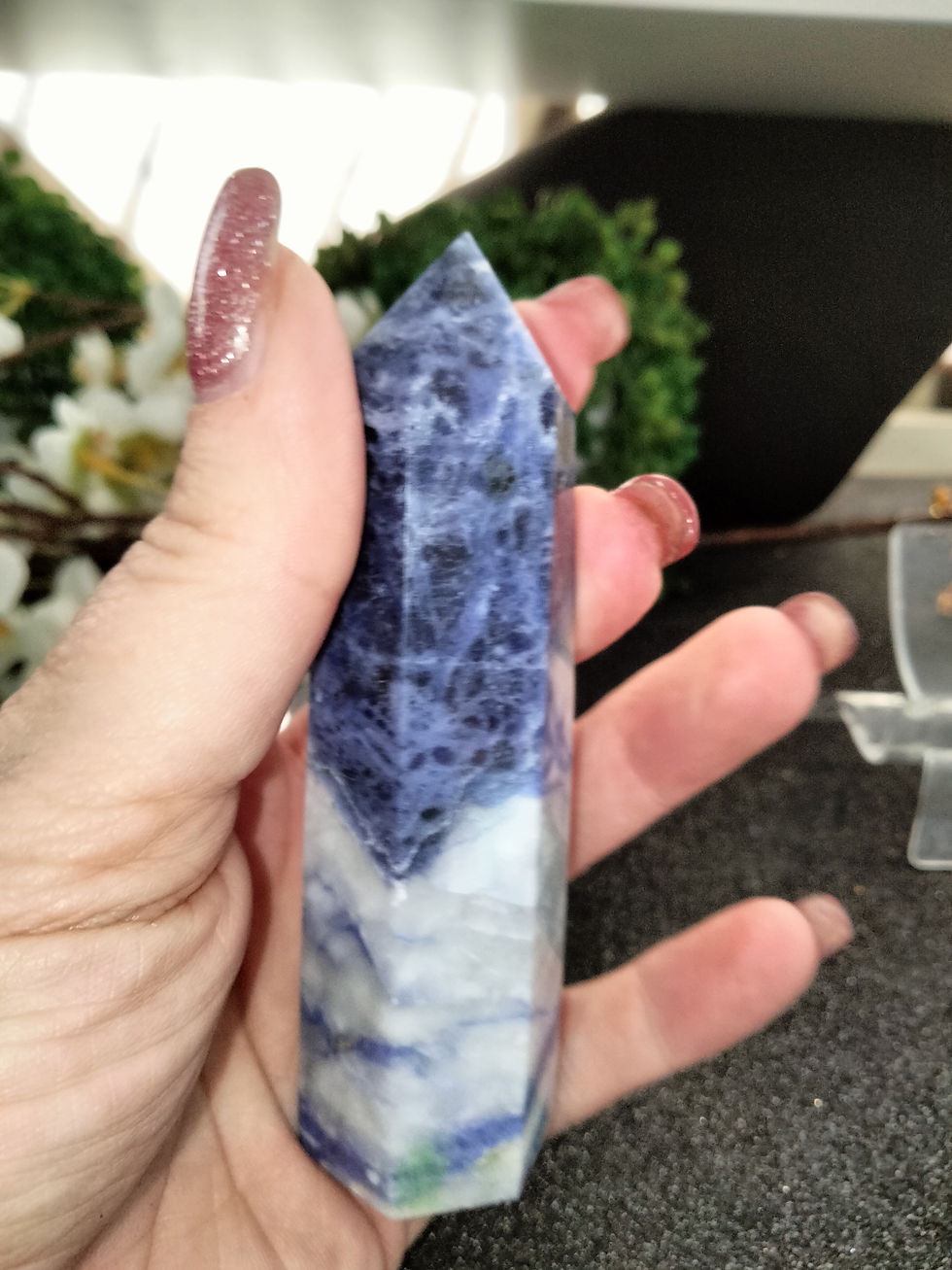 Thumbnail: Afghanite Point