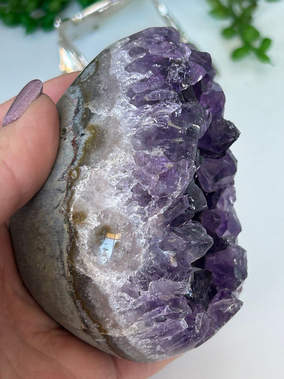 Thumbnail: Amethyst Geode Egg