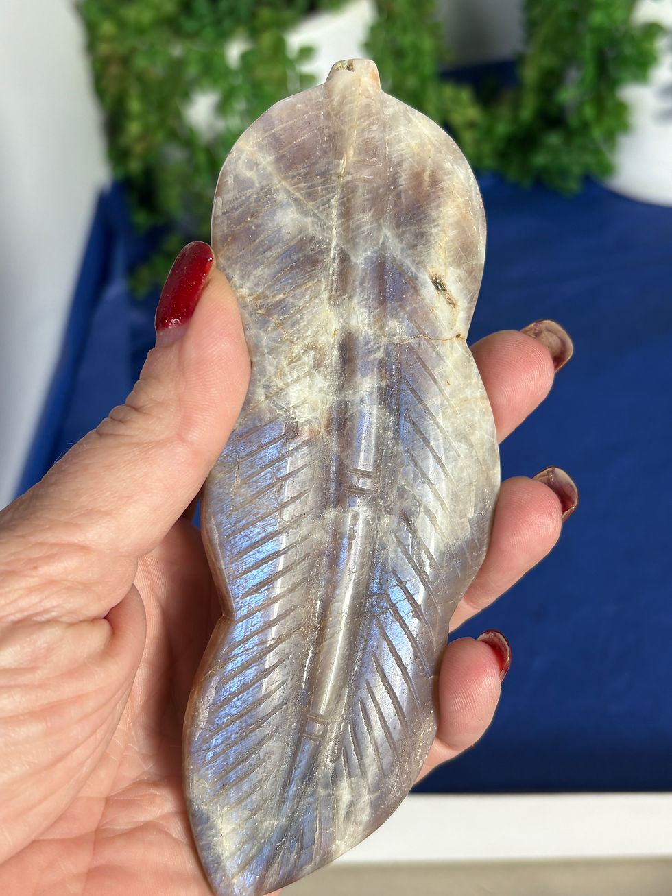 Thumbnail: Moonstone with Sunstone Feather