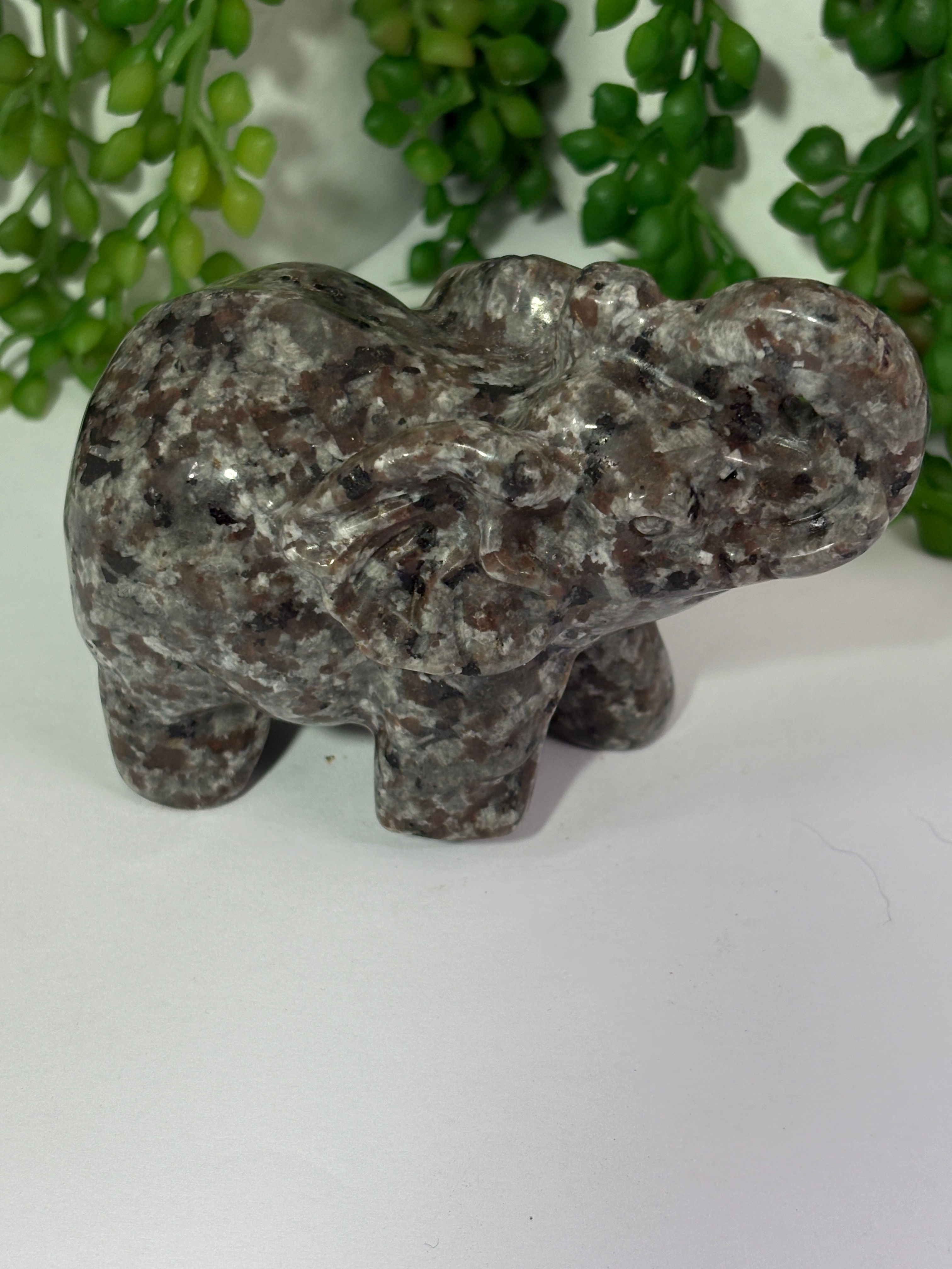 Yooperlite Elephant Carving
