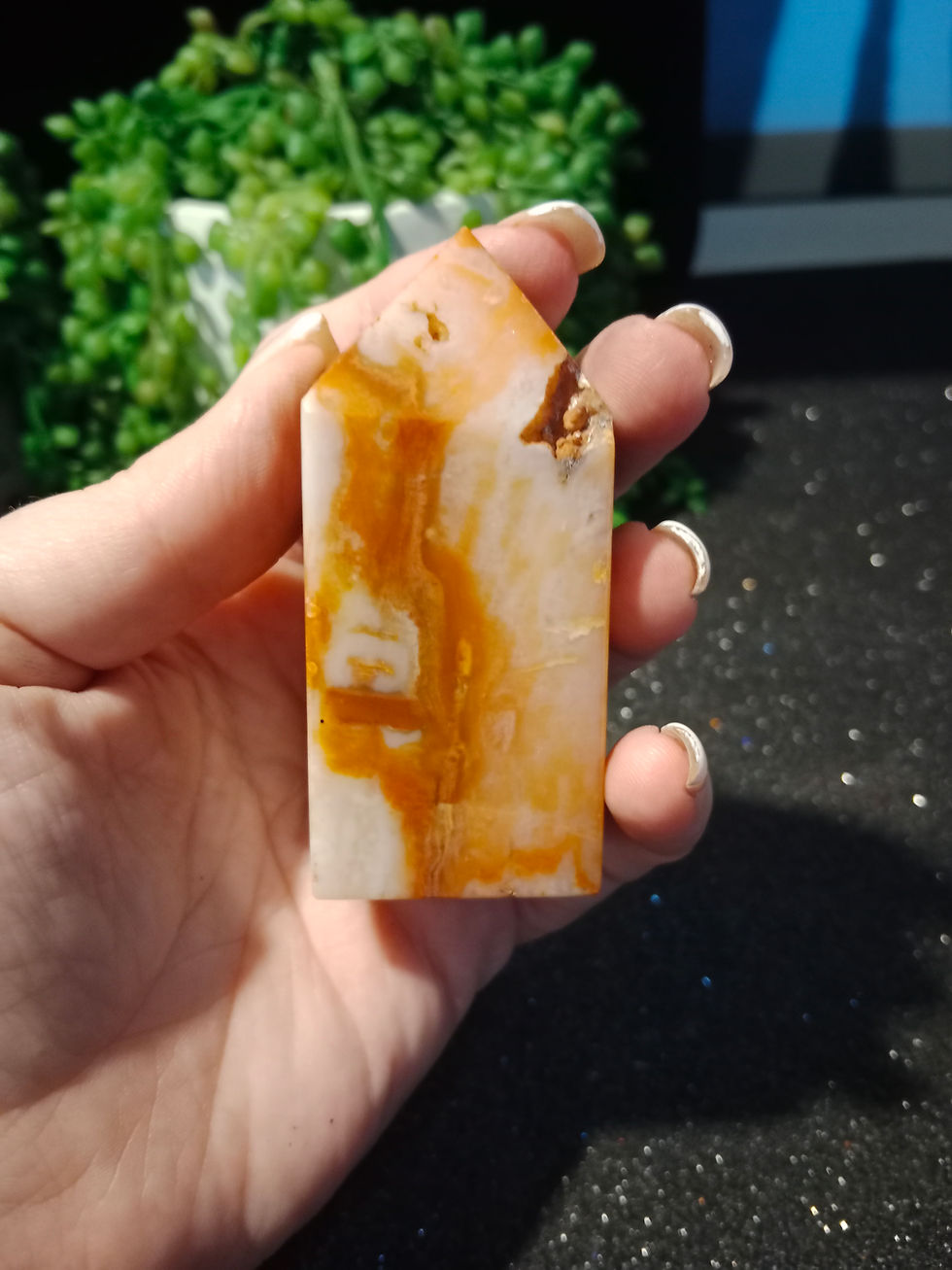 Thumbnail: Carnelian Flower Agate Point