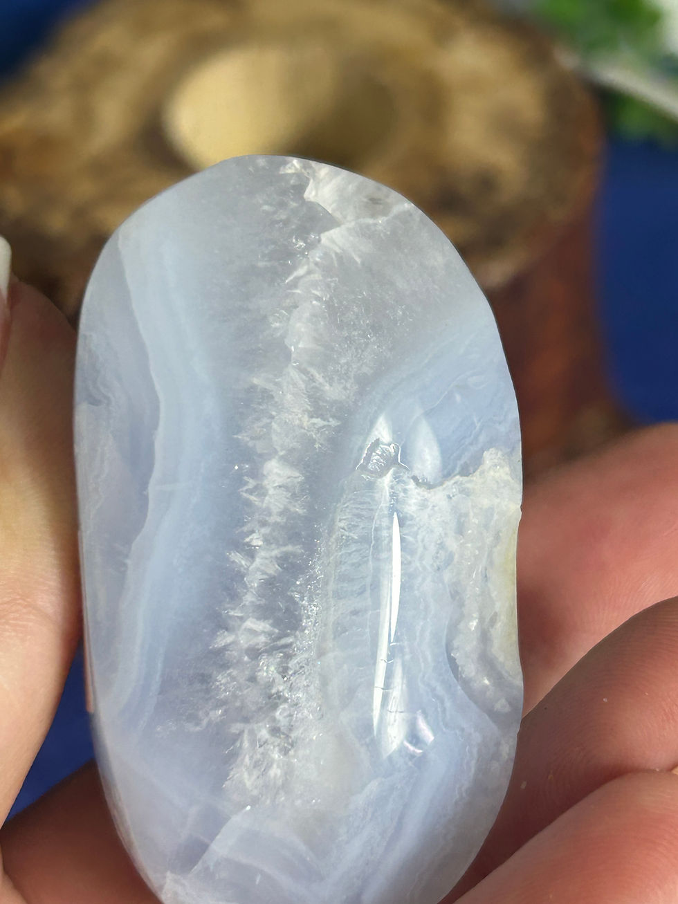 Thumbnail: Blue Lace Agate Palmstone