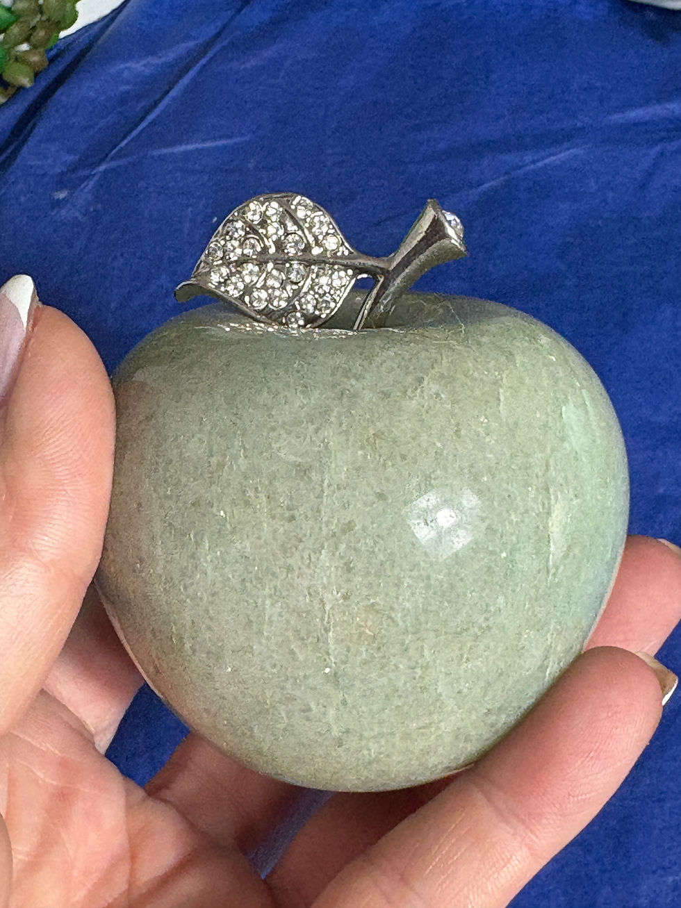 Thumbnail: Green Jade Apple Carving