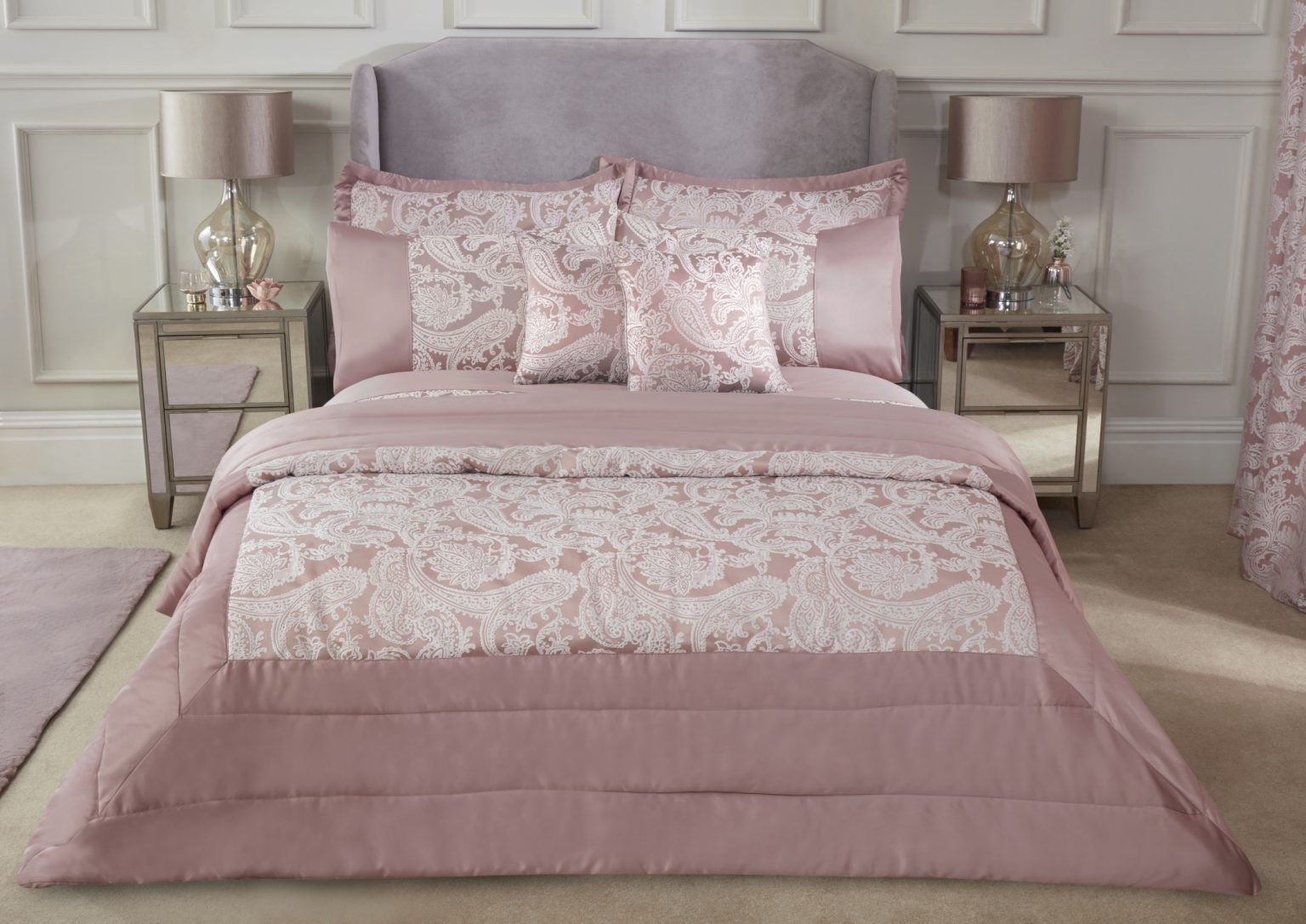 Rahan Pink Quilted Bedspread Set