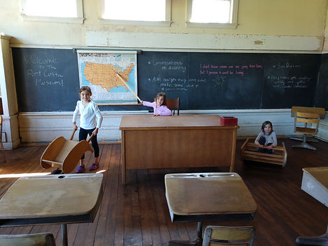 Port Costa School House Tours