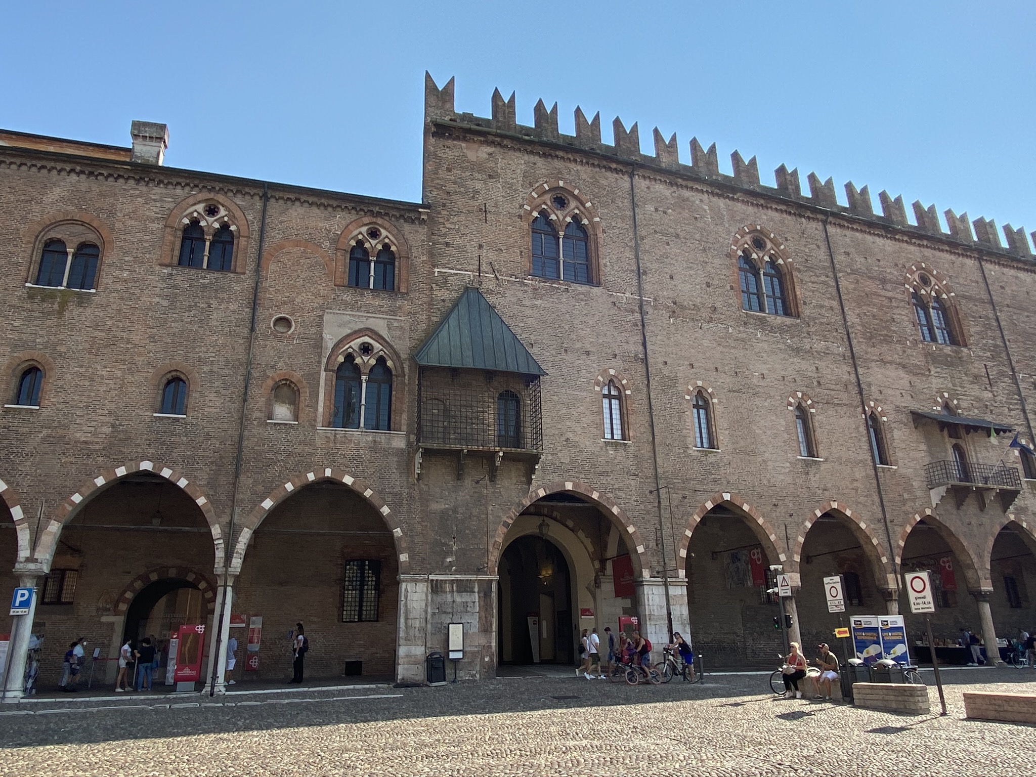PIAZZA SORDELLO