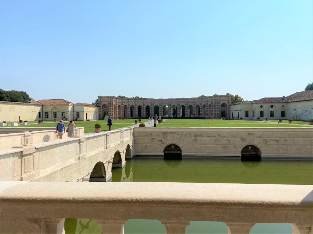 PALAZZO TE
