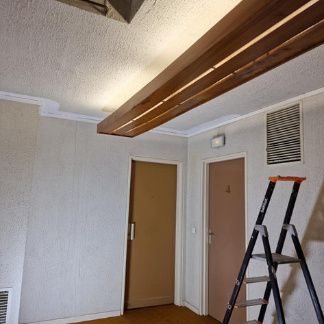 Remise en peinture et remplacement de moquette avant