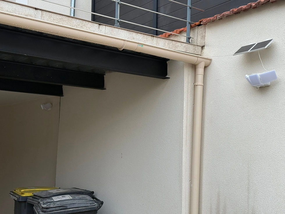 installation de luminaires solaires dans une copropriété à Marcoussis